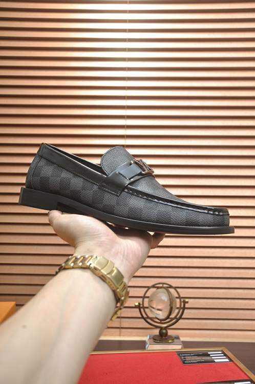Picture of Louis Vuitton Shoes _SKULVsz38-45hnh020713956